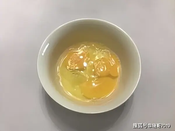 西红柿炒鸡蛋：家的味道，营养满满，口感一绝  第6张