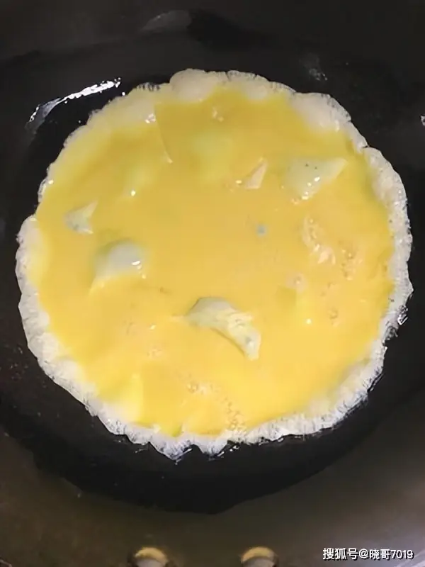西红柿炒鸡蛋：家的味道，营养满满，口感一绝  第7张