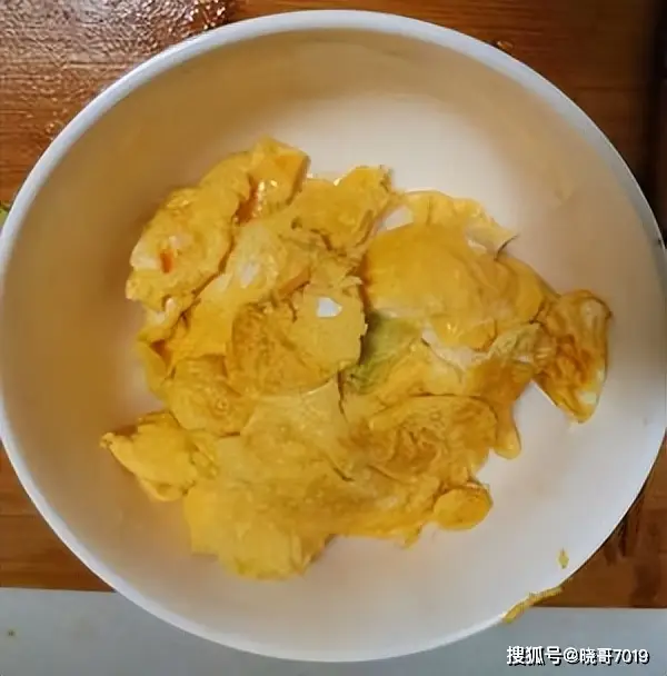 西红柿炒鸡蛋：家的味道，营养满满，口感一绝  第8张