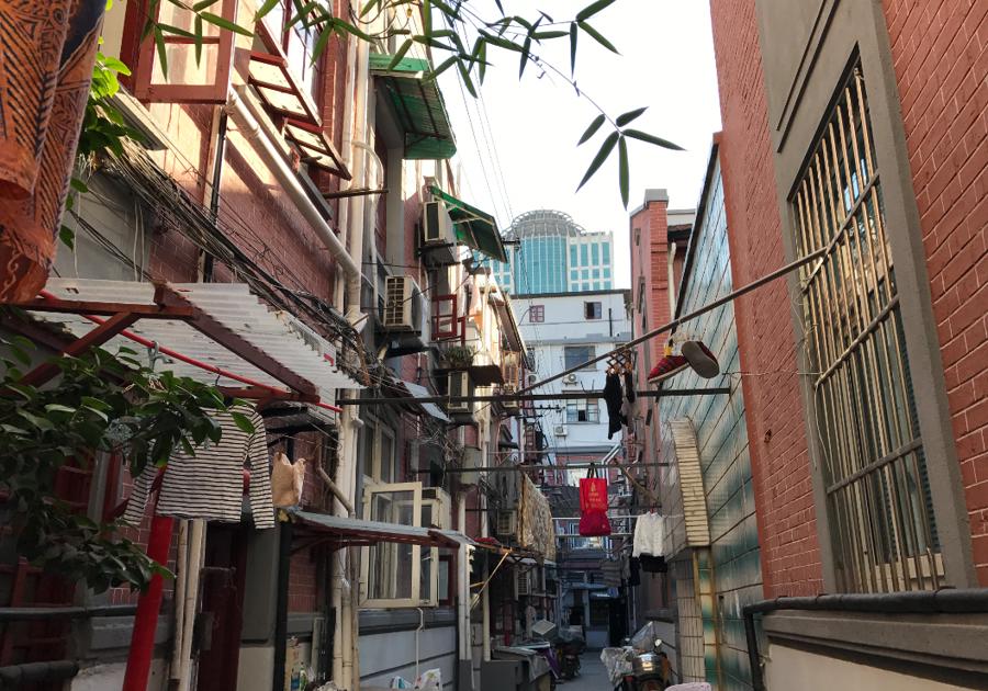 探索北京王府井与上海南京东路：隐藏在繁华背后的市井生活  第3张