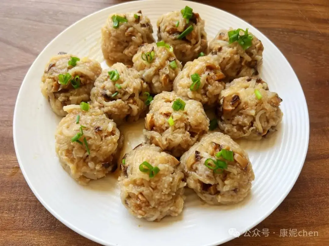 冬日餐桌必备：萝卜丝肉丸子，温暖营养又美味  第1张