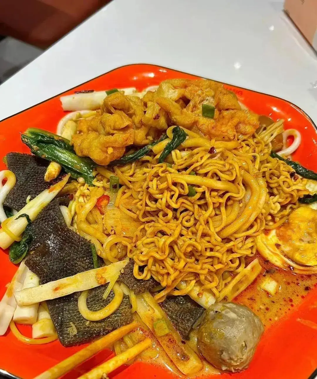 麻辣烫风靡全球：中华美食代表红遍日韩澳，老外也难以抵挡  第2张
