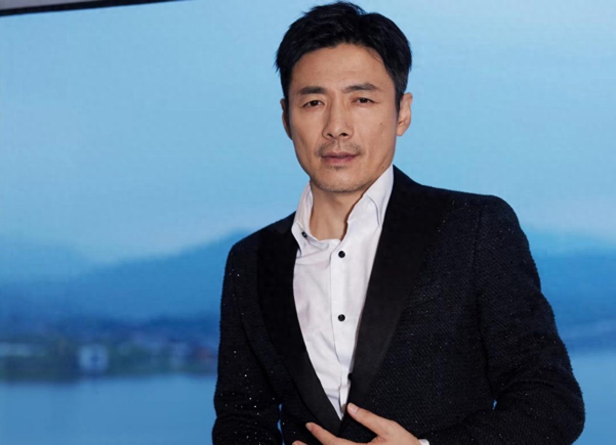 祖峰：从丑陋配角到魅力演员，26年演艺生涯的蜕变与坚持  第1张