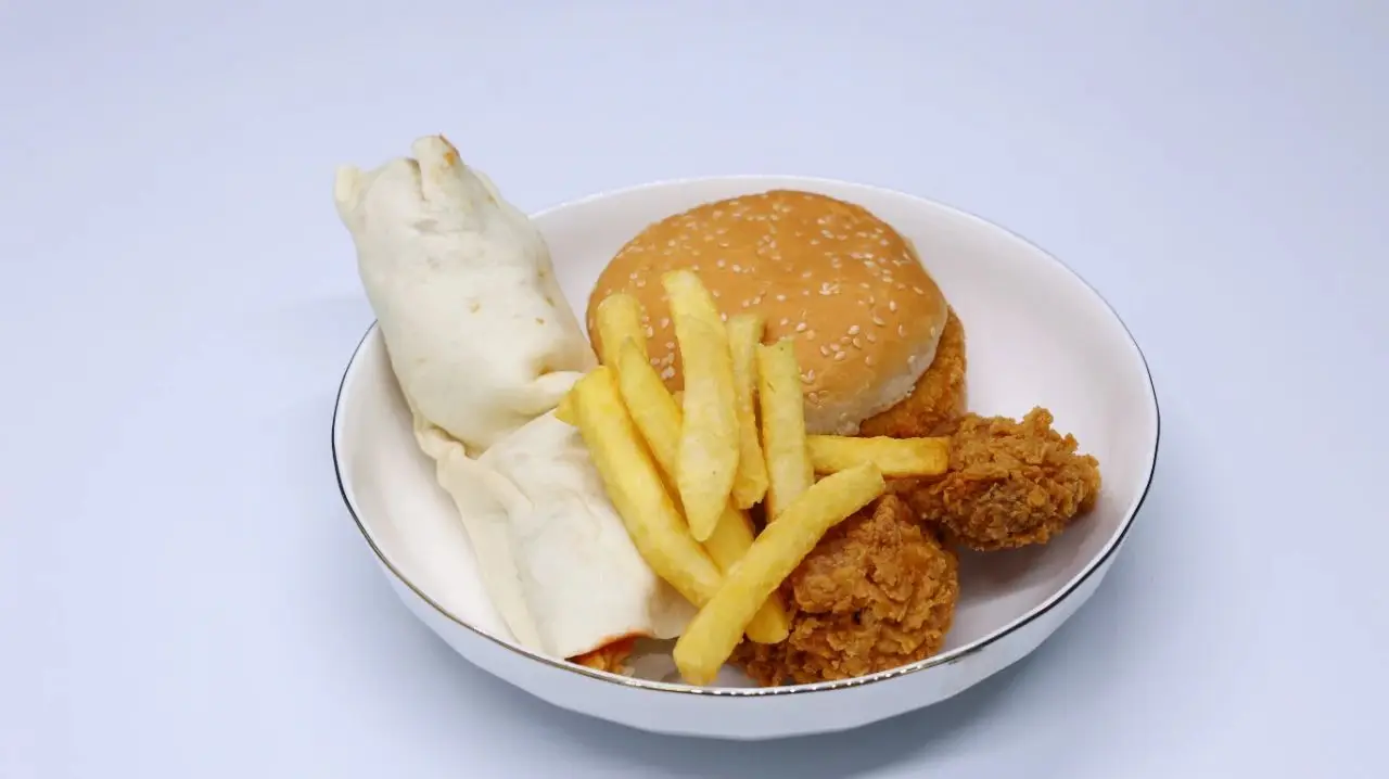 减肥期间必须避免的食物：瘦肉也含脂肪，管住嘴巴才能成功瘦身  第2张